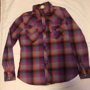 Levi’s button down top